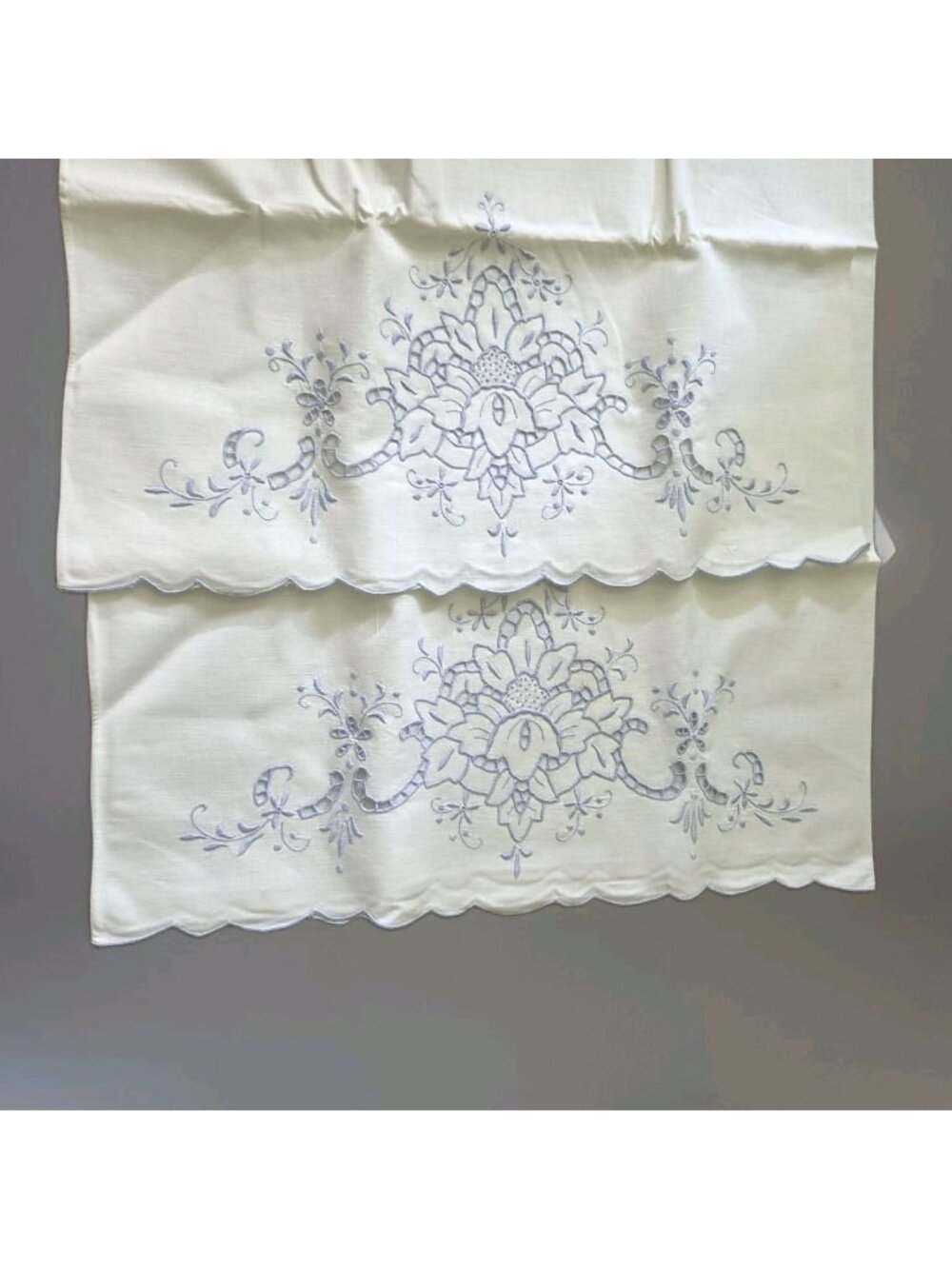 Vintage 34x19 Cottagecore Scalloped Embroidered Pillowcases Pair Farmhouse Decor